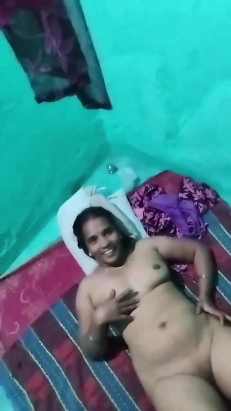 Tamil Aunty Nude Captured
