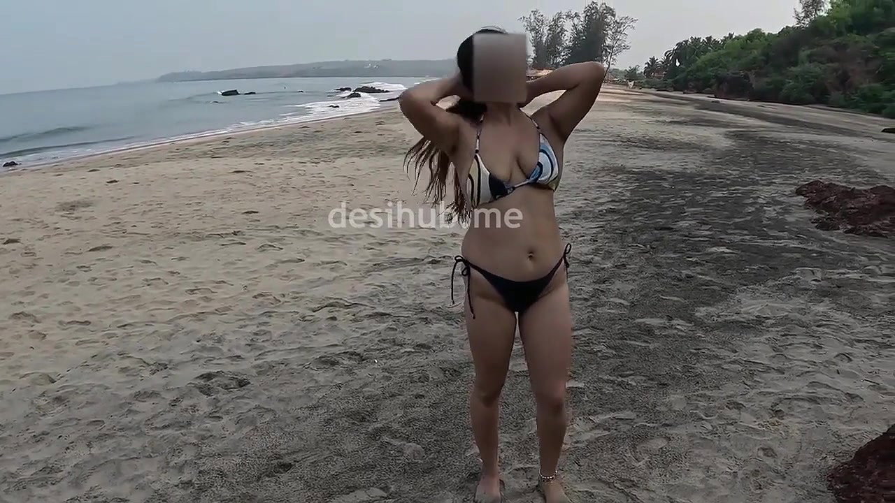 Hotwife Anjali Nude on Public Beach Showing Boobs and Pussy
