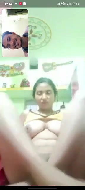 Indian girl nude pussy and round boobs show
