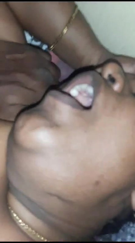 Chennai mature aunty sex video Tamil viral MMS