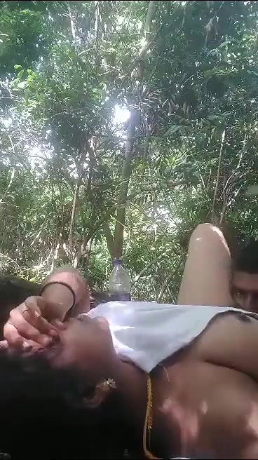 Tamil sex video aunty fucked nude in forest