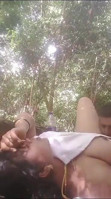 Tamil sex video aunty fucked nude in forest