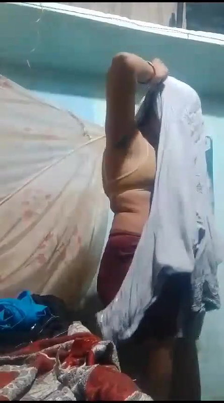 homely bhabhi dress change fsi xxx video MMS