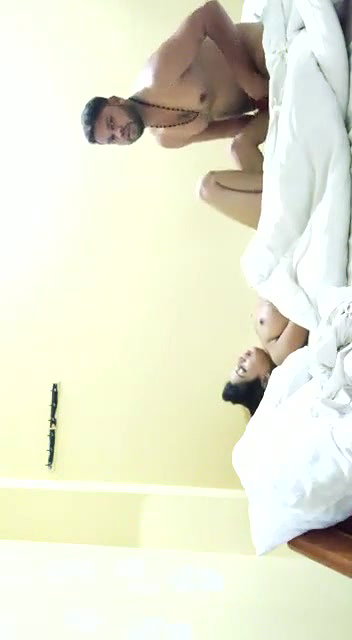 virgin Indian lovers sex in hotel room viral clip