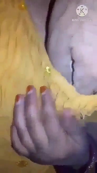 bhabhi boob press and viral desi aunty sex video
