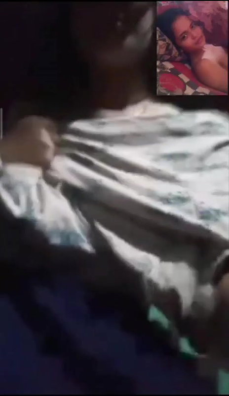 cute Bangladeshi girlfriend boobs show viral call