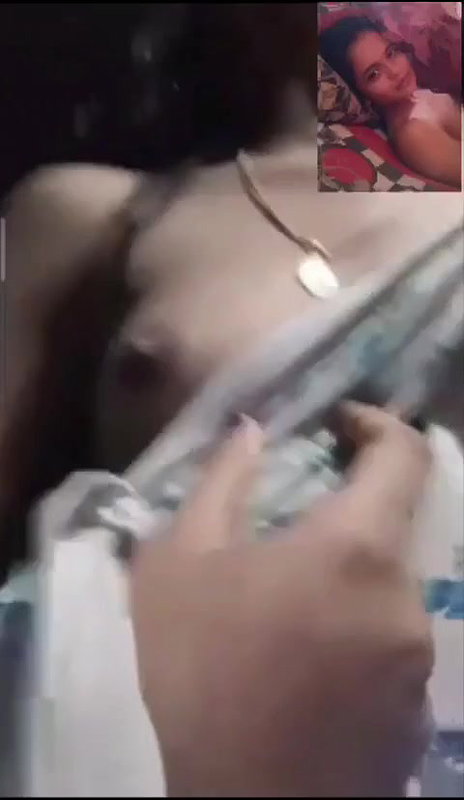 cute Bangladeshi girlfriend boobs show viral call