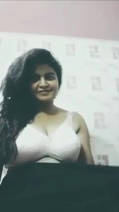 Bengali chubby girl viral big boobs exposure