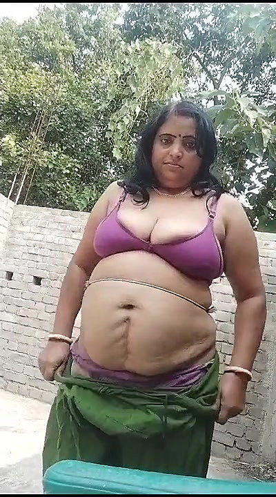 village BBW stripping and naked outdoor sex