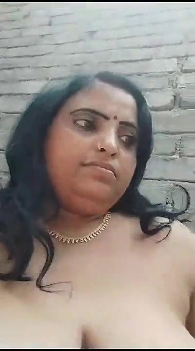 village BBW stripping and naked outdoor sex
