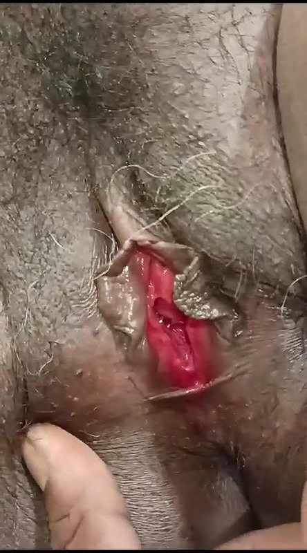 Tamil sex aunty pink pussy deflowering viral MMS