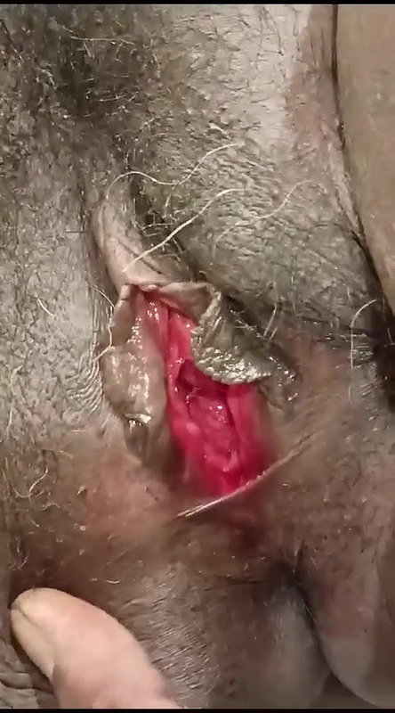 Tamil sex aunty pink pussy deflowering viral MMS
