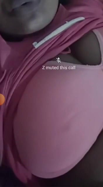 Desi wife big boobs show to lover viral MMS
