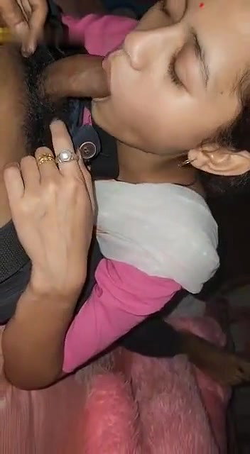 cute college girl Indian blowjob to boyfriend