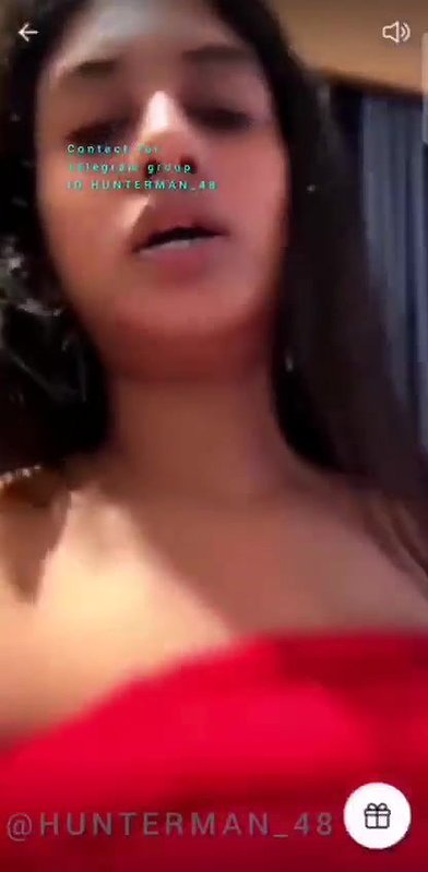 Tango live cam girl boobs show for money