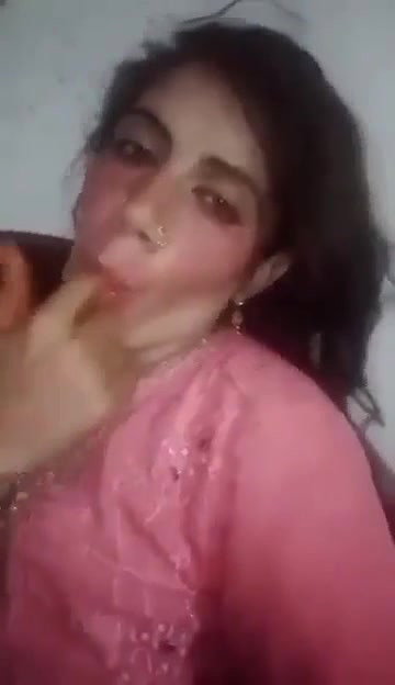 Pashto sex lady fingering horny naked pussy