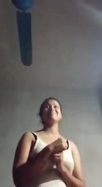 viral hot girlfriend big boobs and hairy pussy