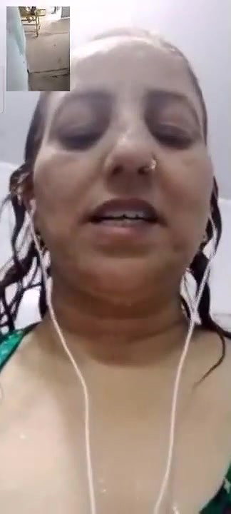 mature MILF aunty shower nude bath video call
