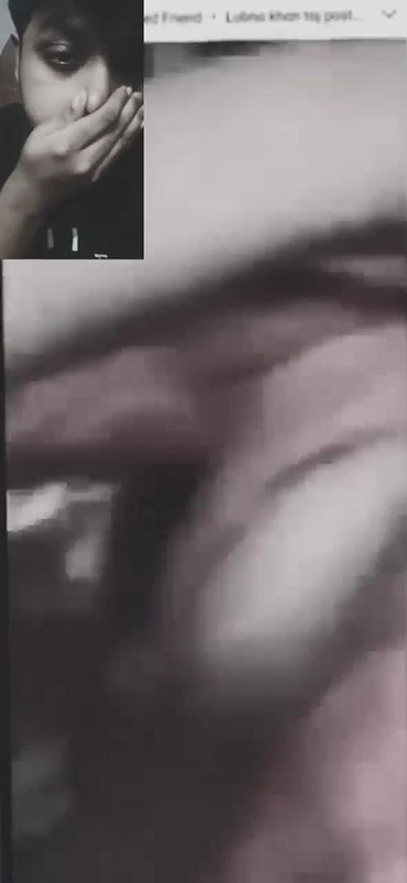 girlfriend boobs show to lover on viral live call