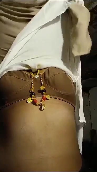 striptease Tamil aunty video showing her topless