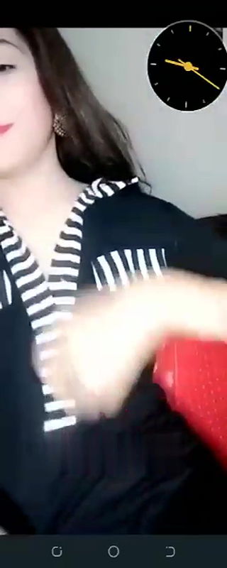 Paki girl showing boobs