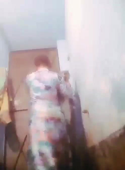girlfriend nude bath and dress change video