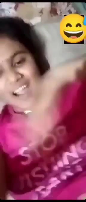 desi cute girl boobs show to lover viral video