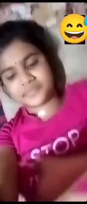 desi cute girl boobs show to lover viral video
