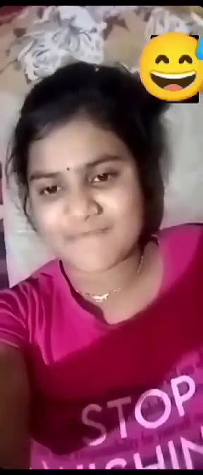 desi cute girl boobs show to lover viral video