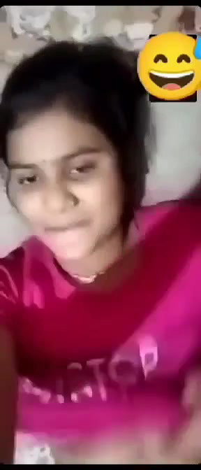 desi cute girl boobs show to lover viral video