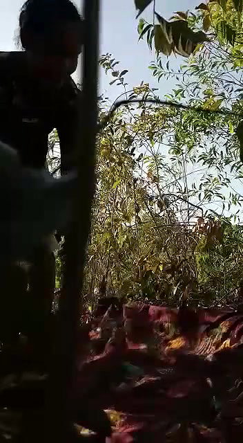 desi randi group sex with local guys viral outdoor