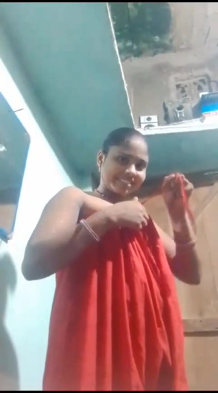 desi xxx village bhabhi nude after bath video