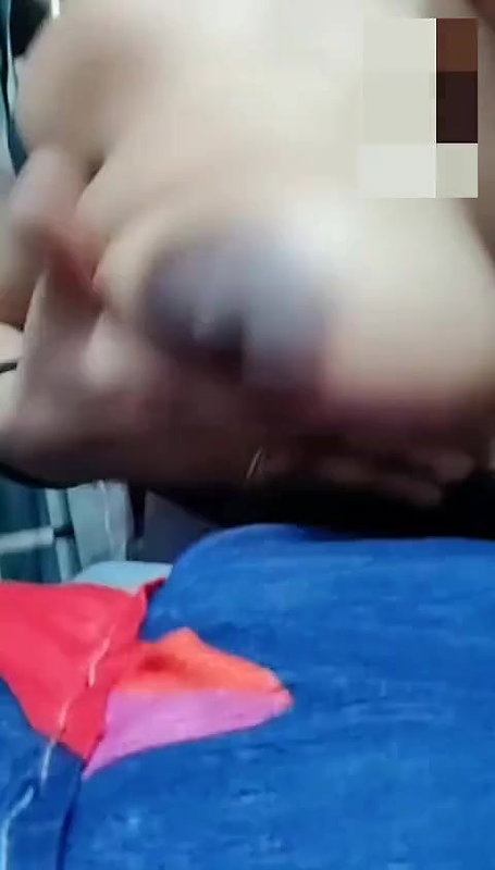 beautiful young busty mumbai girl squeezing boobs nipples showing