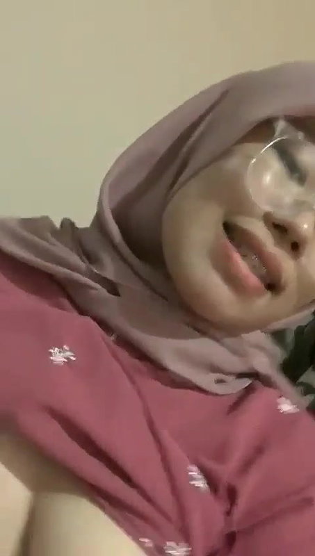 cute girl boobs show