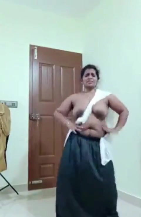 tamil chubby girl boobs show dancing