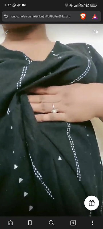 tango girl Nivedita nude show