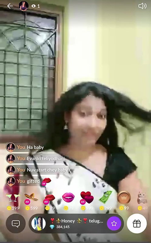 tango girl  Honey boob show