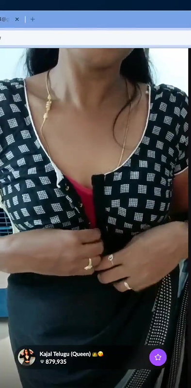 tango girl  Kajal Telugu boob show