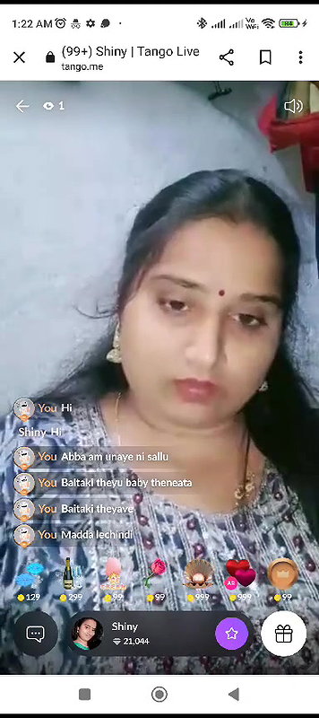 tango girl Shiny boob dikhayi