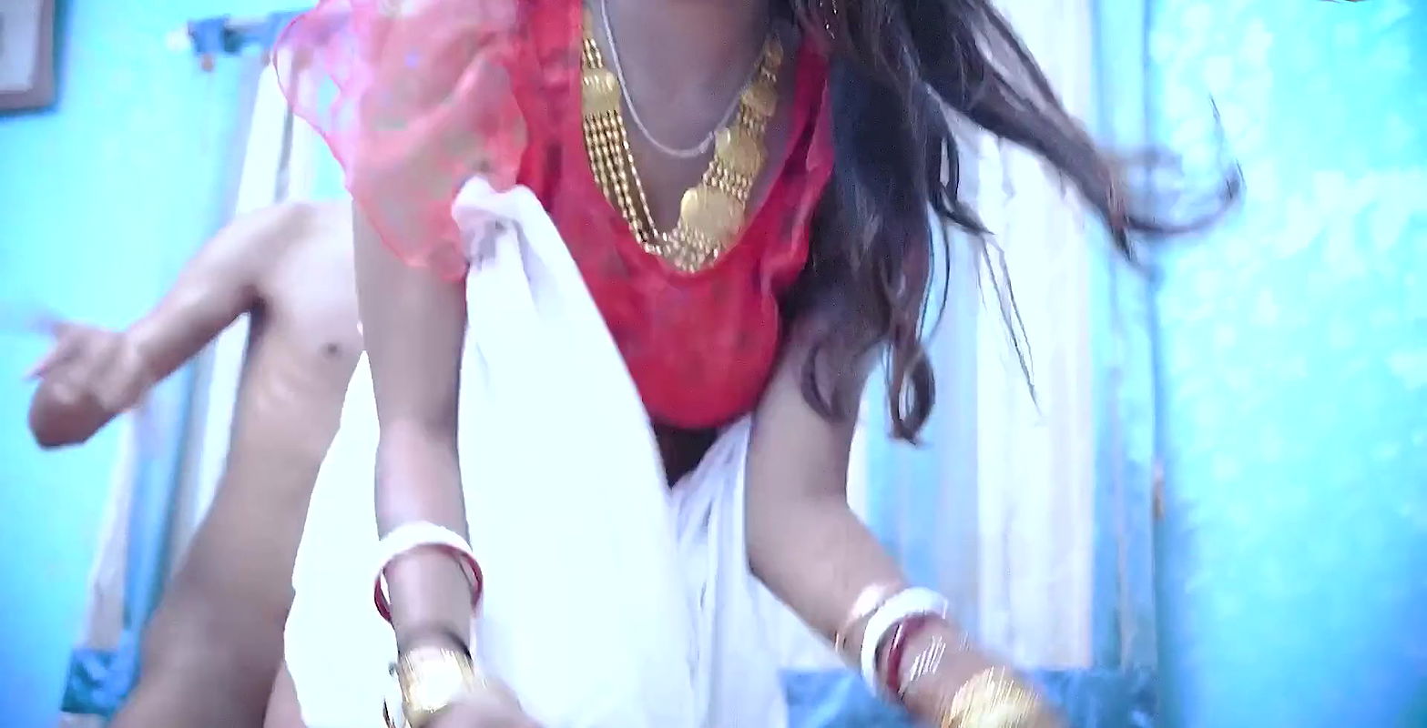 SUDIPA BHABHI KO KAPRE BADAL KE DEKH CHOTA DEBAR JI KA CHOTA LAND KHARA HO JAYEGA FULL MOVIE.  .