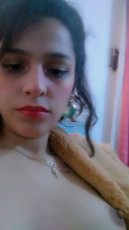 topless girl pussy rubbing
