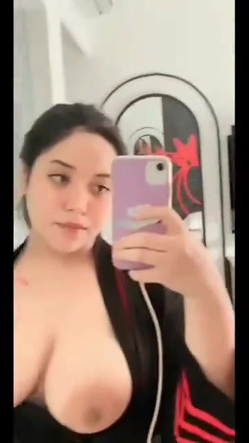 boob dbate hue video