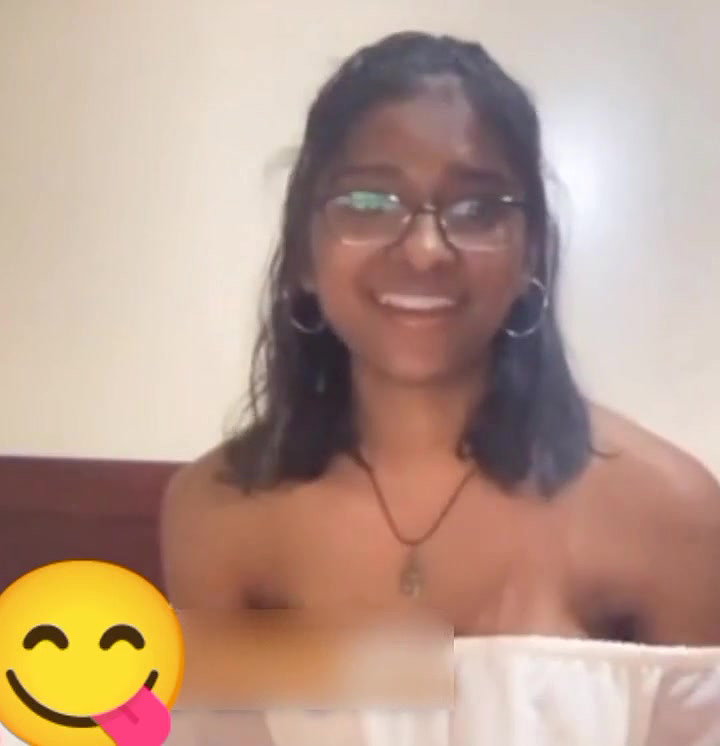 Small Boobs Tamil Girl Showing
