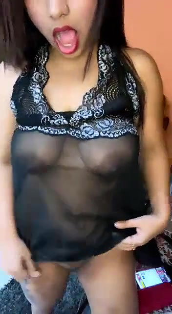 New update video of Ullu Actress Aayushi Jaiswal Nude