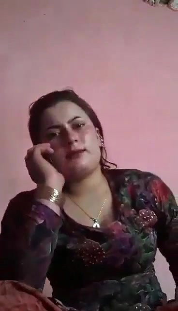 Pakistani bhabhi sex on call showing big boobs