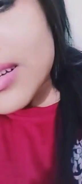 beautiful girlfriend WhatsApp fingering viral show