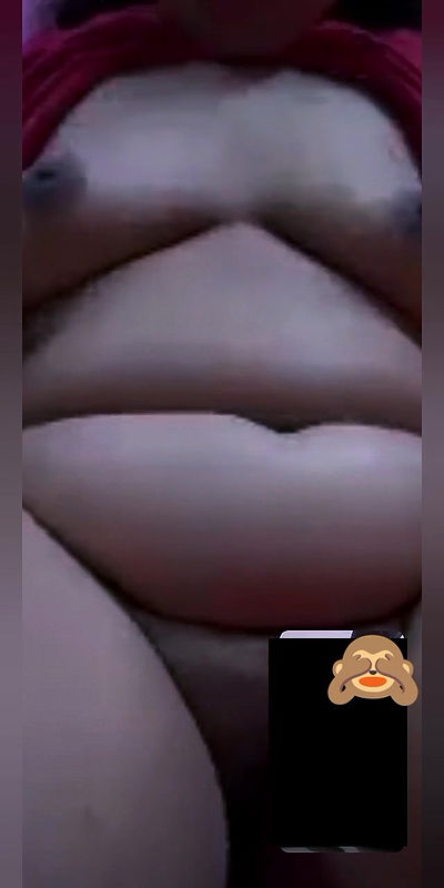 Chubby Girl Showing lover