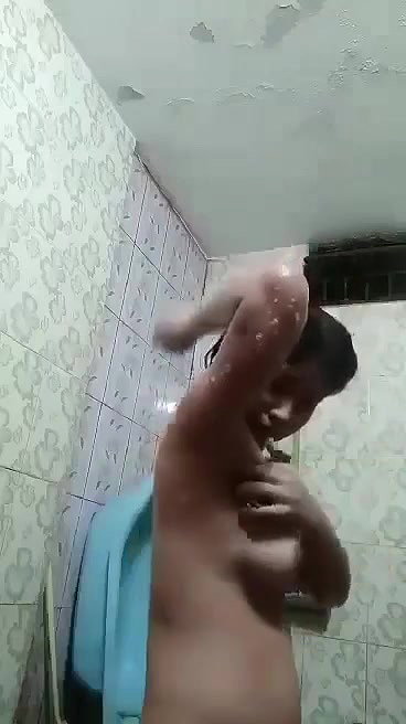 Manipuri girl nude shower bath video for lover