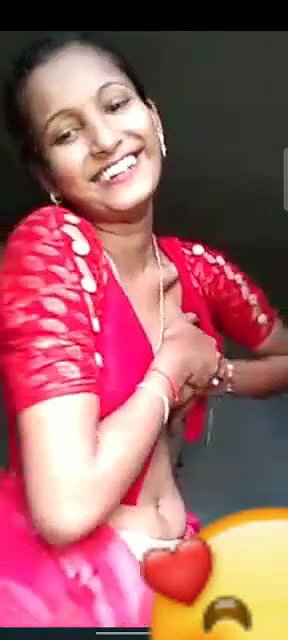 19yo village girl opening blouse viral boob show