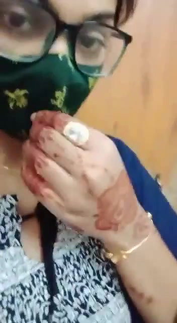 mask girl xxx body show on selfie viral video